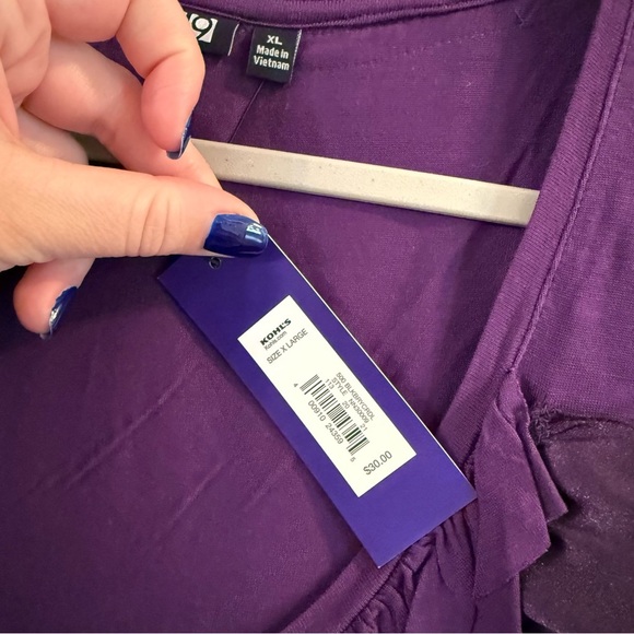 Women’s new Apt. 9 Purple Ruffle sleeveless blouse size XL - Picture 3 of 4